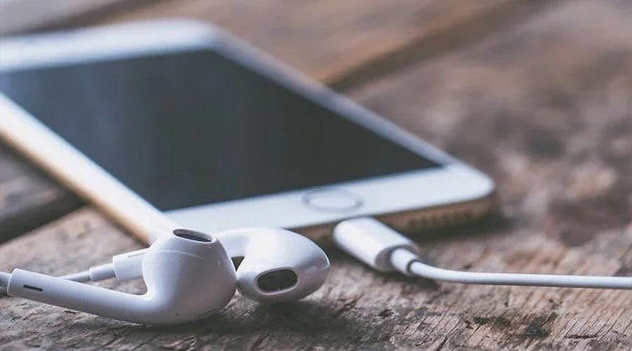 أهمية استخدام تطبيقات تحميل الاغاني على الايفون
